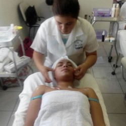 Academia de Belleza y Cosmetologia Venus img-20