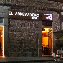 El Abrevadero img-1